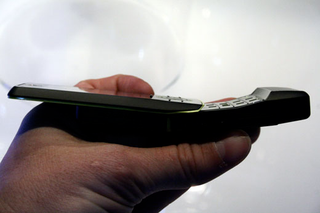 Illustration for article titled Motorola May 07 Mystery Phone Unveiling